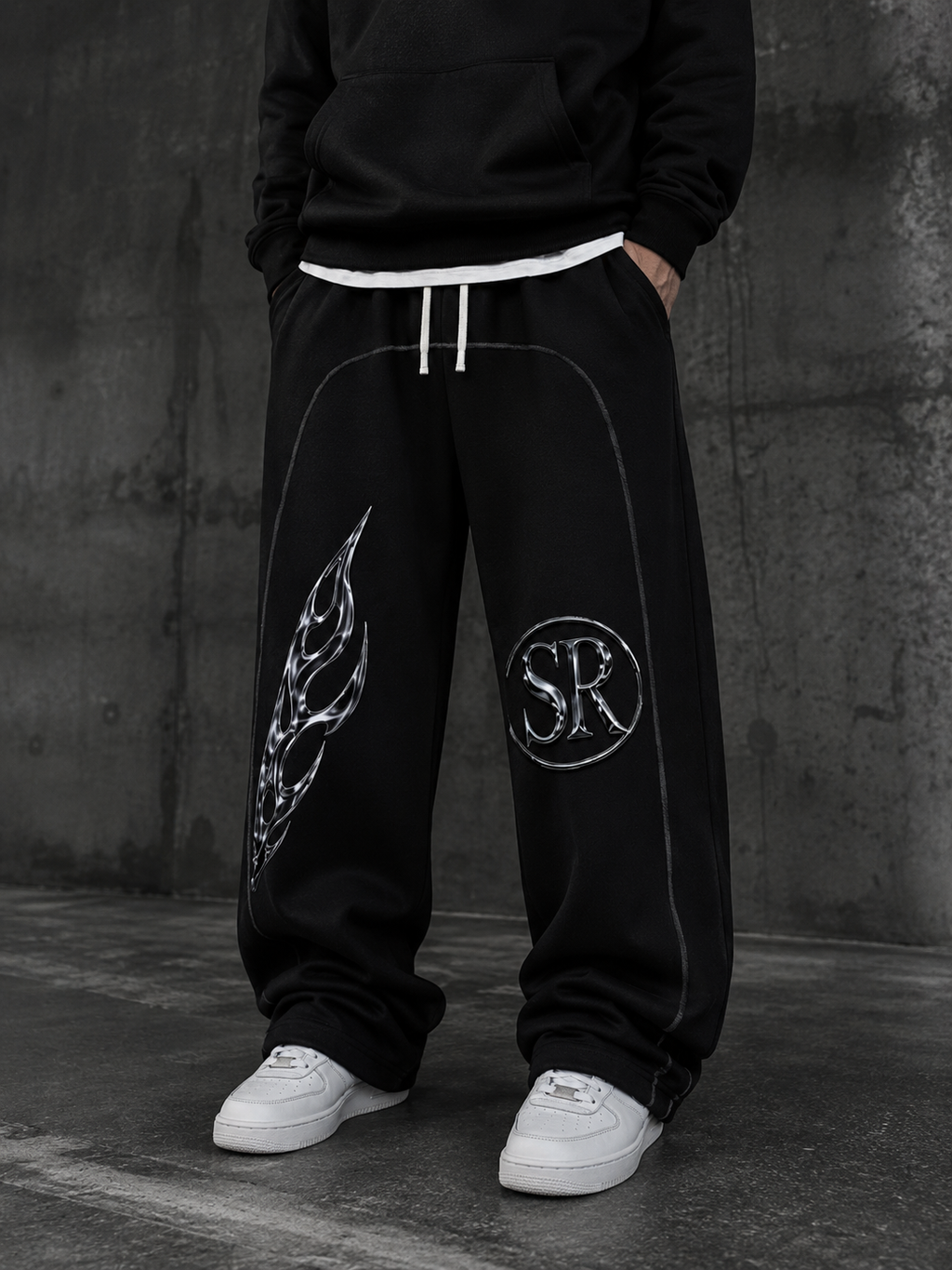 SIDERRA Chrome Flame Sweatpants – Black Edition