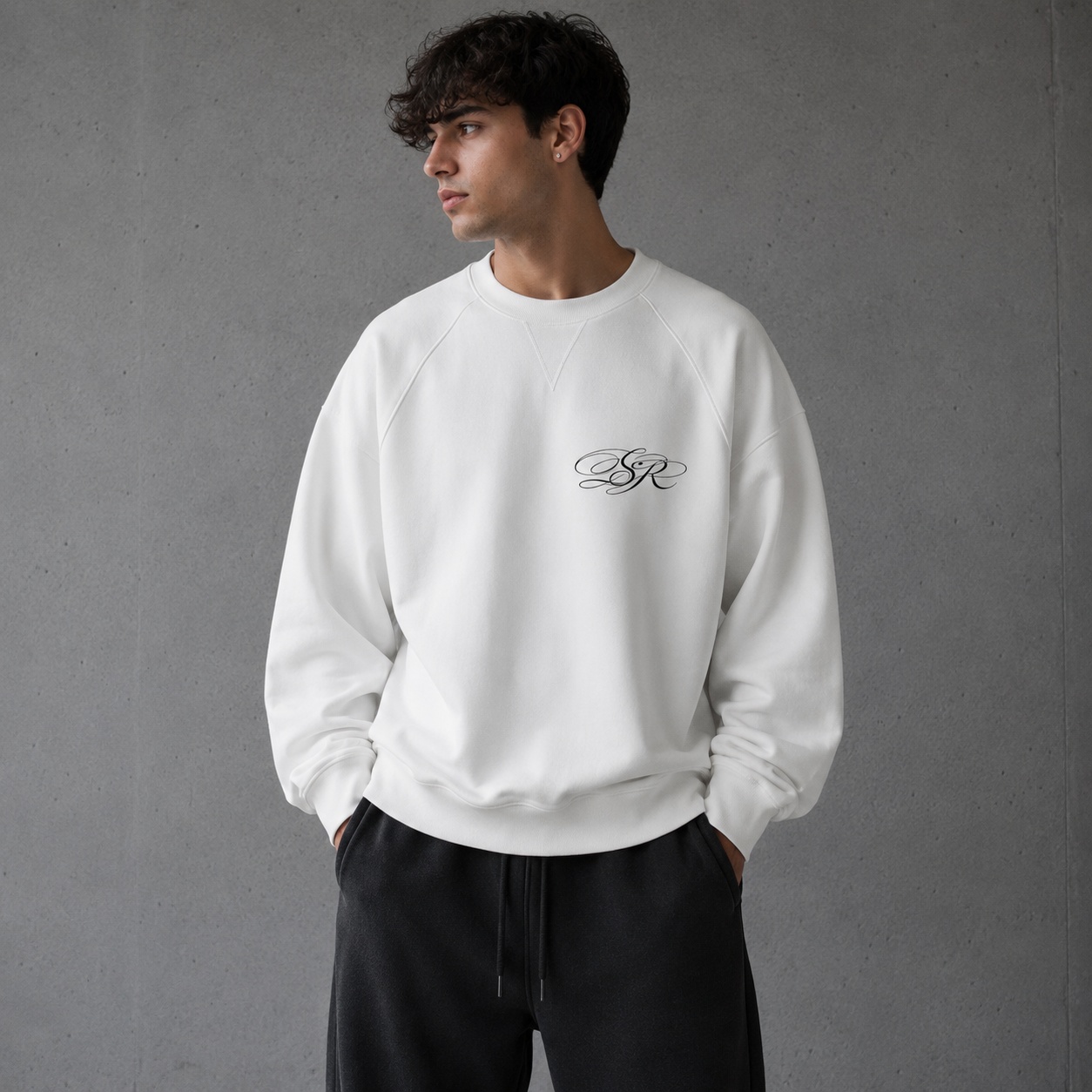 SRDROPZ™ Essential Boxy Sweatshirt – White ODMPOD
